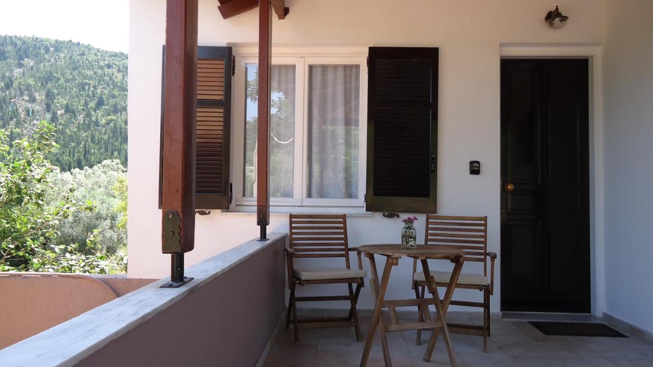 Apartamento House Of Garden Dragano Exterior foto