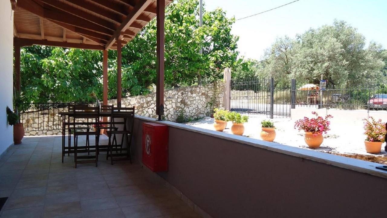 Apartamento House Of Garden Dragano Exterior foto