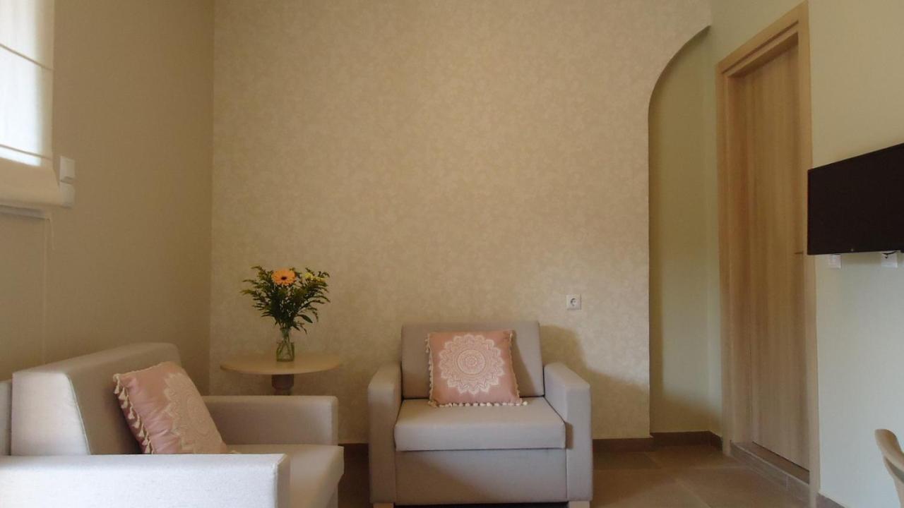 Apartamento House Of Garden Dragano Exterior foto