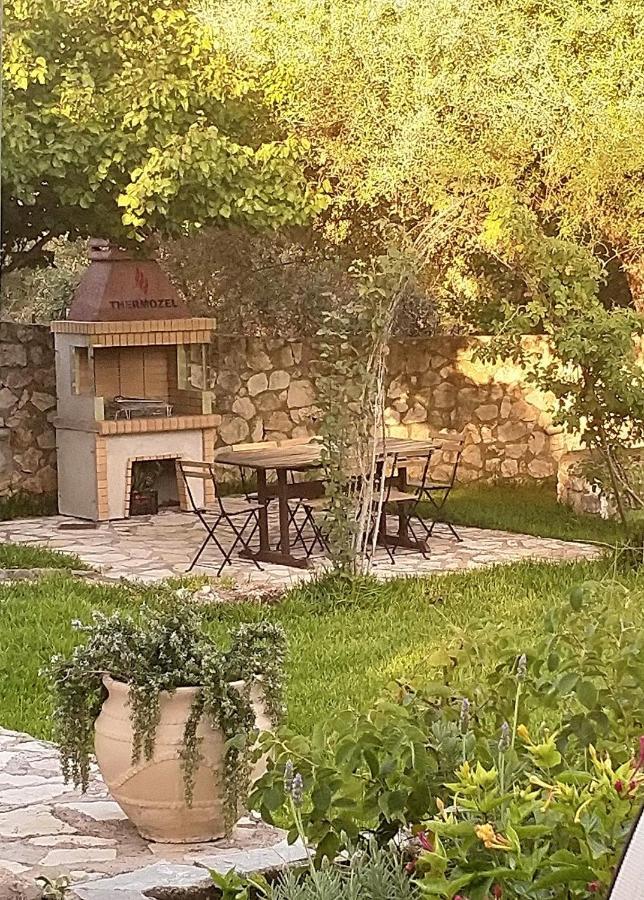 Apartamento House Of Garden Dragano Exterior foto